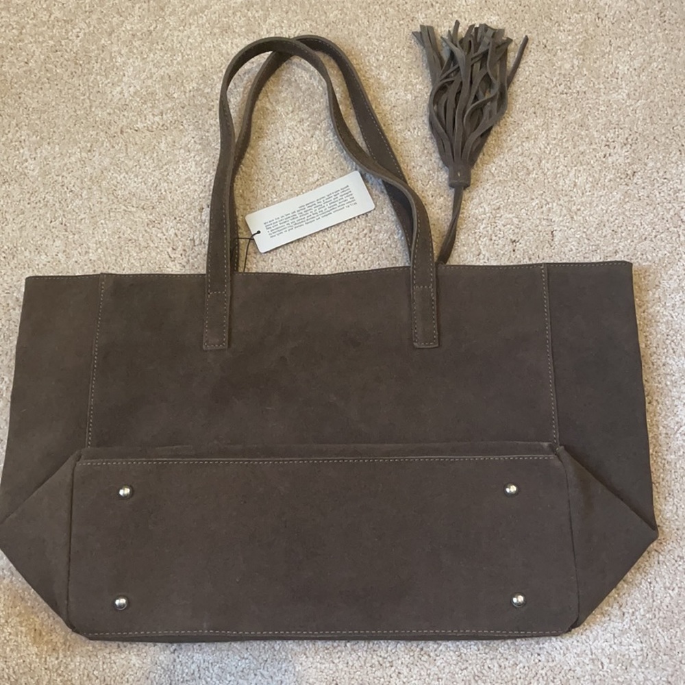 M.I.L.A. Purse - Picture 3 of 3